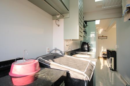 Apartamento à venda com 69m², 2 quartos e 1 vagaÁrea de Serviço