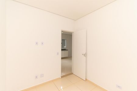Quarto 2 de apartamento para alugar com 2 quartos, 33m² em Vila Bela, São Paulo