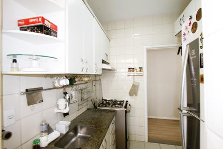 Apartamento à venda com 70m², 3 quartos e 2 vagasCozinha