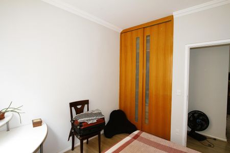 Apartamento à venda com 70m², 3 quartos e 2 vagasQuarto 1