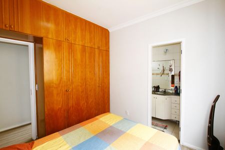 Apartamento à venda com 70m², 3 quartos e 2 vagasQuarto 3