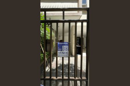 Apartamento à venda com 65m², 2 quartos e sem vaga Apartamento à venda com 65m², 2 quartos e sem vagaPlaquinha