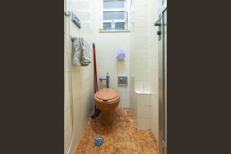 Apartamento à venda com 65m², 2 quartos e sem vagaBanheiro de serviço