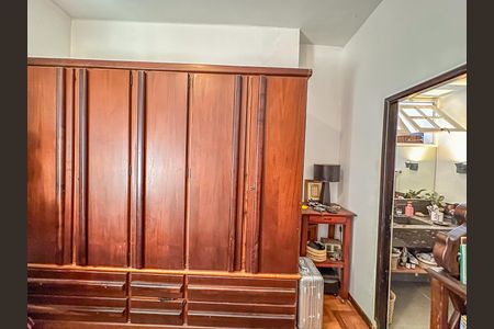 Apartamento à venda com 165m², 3 quartos e 2 vagasQuarto Suíte 1