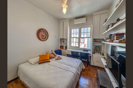 Apartamento à venda com 165m², 3 quartos e 2 vagasQuarto 3