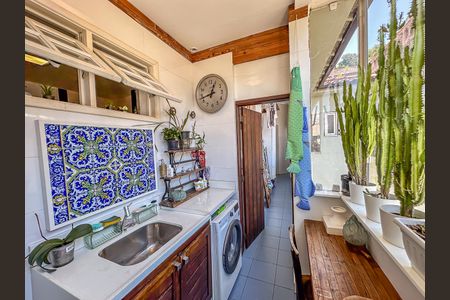 Apartamento à venda com 165m², 3 quartos e 2 vagasÁrea de Serviço