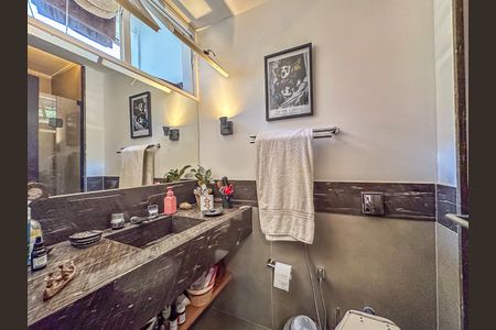 Apartamento à venda com 165m², 3 quartos e 2 vagasQuarto Suíte 1 banheiro