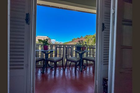 Apartamento à venda com 165m², 3 quartos e 2 vagasSala 2 varanda