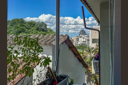 Apartamento à venda com 165m², 3 quartos e 2 vagasÁrea de Serviço vista