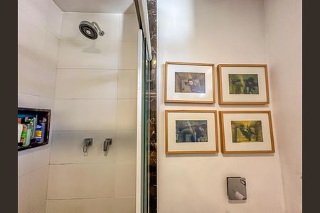 Apartamento à venda com 165m², 3 quartos e 2 vagasBanheiro