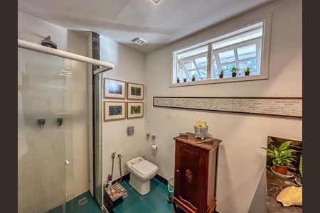 Apartamento à venda com 165m², 3 quartos e 2 vagasBanheiro