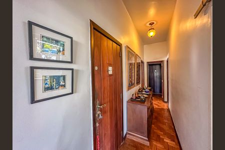 Apartamento à venda com 165m², 3 quartos e 2 vagasCorredor