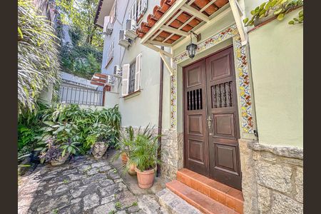 Apartamento à venda com 165m², 3 quartos e 2 vagasHall de entrada