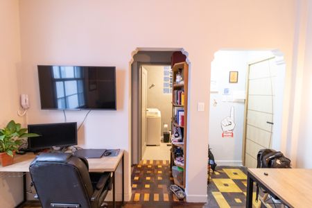 Sala de apartamento à venda com 1 quarto, 37m² em Centro Histórico, Porto Alegre