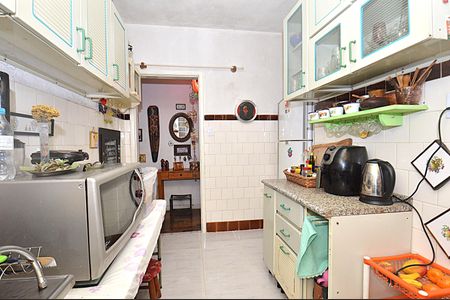 Apartamento para alugar com 85m², 3 quartos e sem vagaCozinha
