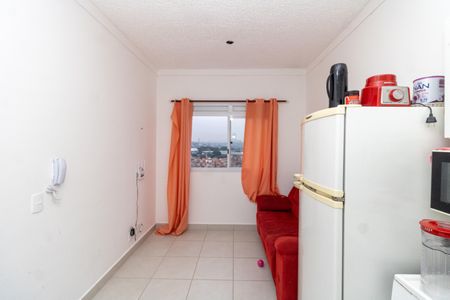 Sala/Cozinha de apartamento para alugar com 2 quartos, 32m² em Parque Novo Mundo, São Paulo