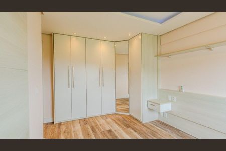 Quarto 1 de apartamento para alugar com 2 quartos, 66m² em Jardim Carvalho, Porto Alegre