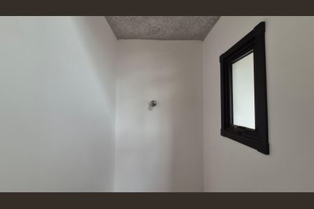 Apartamento à venda com 104m², 2 quartos e 1 vaga Apartamento à venda com 104m², 2 quartos e 1 vagaBanheiro de Serviço