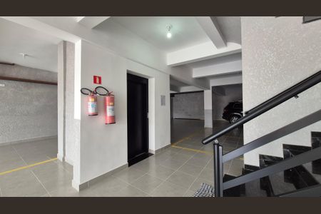 Apartamento à venda com 104m², 2 quartos e 1 vaga Apartamento à venda com 104m², 2 quartos e 1 vagaElevador