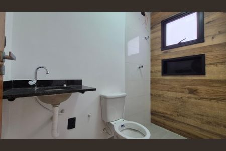 Apartamento à venda com 104m², 2 quartos e 1 vaga Apartamento à venda com 104m², 2 quartos e 1 vagaBanheiro