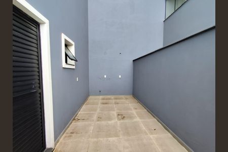 Apartamento à venda com 103m², 2 quartos e 1 vaga