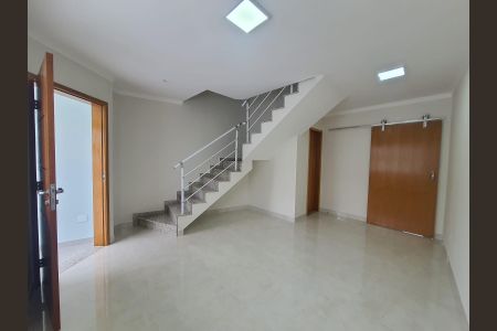 Casa à venda com 95m², 2 quartos e 3 vagas