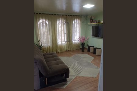 Casa à venda com 3 quartos, 250m² em Jardim Stella, Santo André