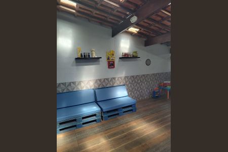 Casa à venda com 234m², 3 quartos e 3 vagas