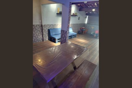 Casa à venda com 234m², 3 quartos e 3 vagas