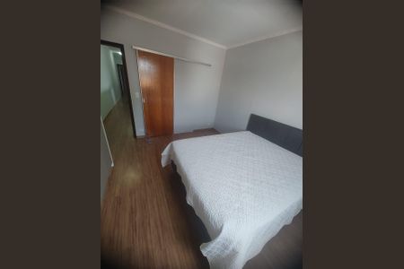 Casa à venda com 234m², 3 quartos e 3 vagas