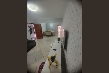 Casa à venda com 234m², 3 quartos e 3 vagas