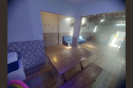 Casa à venda com 234m², 3 quartos e 3 vagas