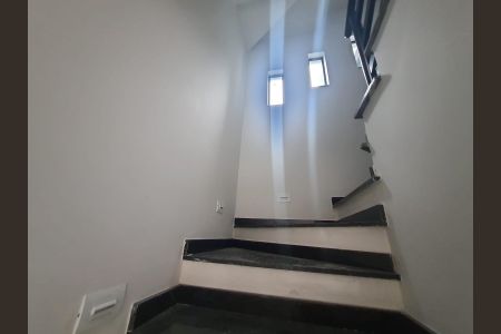 Casa à venda com 2 quartos, 90m² em Parque Capuava, Santo André