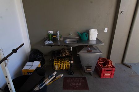 Casa à venda com 200m², 3 quartos e 4 vagasÁREA EXTERNA FUNDOS