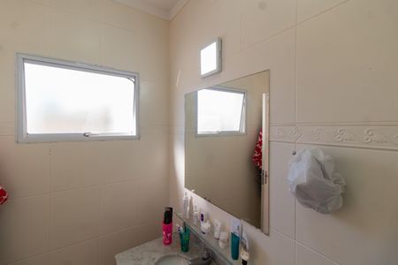 Casa à venda com 200m², 3 quartos e 4 vagasBANHEIRO DA SUITE 3