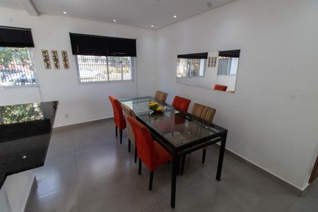 Casa à venda com 200m², 3 quartos e 4 vagasSALA DE JANTAR