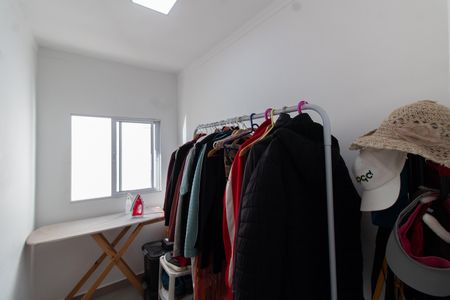 Casa à venda com 200m², 3 quartos e 4 vagasCLOSET