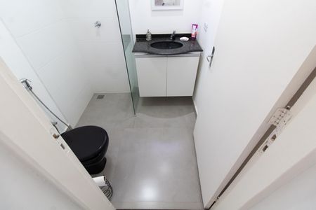 Casa à venda com 200m², 3 quartos e 4 vagasBANHEIRO DA SUITE 1