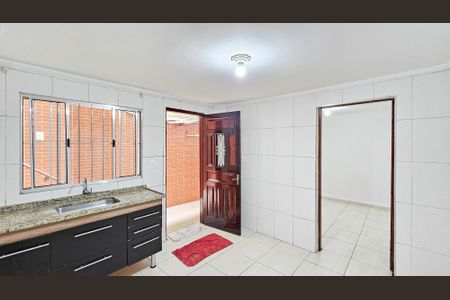 Cozinha de casa para alugar com 1 quarto, 27m² em Ayrosa, Osasco