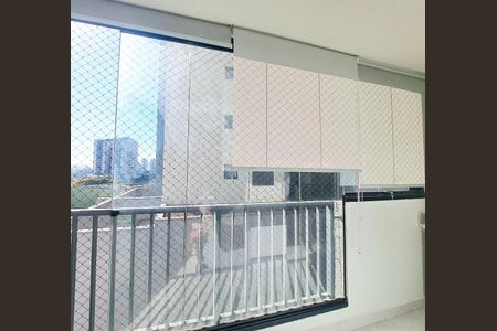 Apartamento à venda com 48m², 2 quartos e 1 vaga Apartamento à venda com 48m², 2 quartos e 1 vagaVaranda