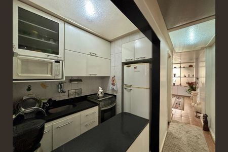 Cozinha de apartamento à venda com 1 quarto, 39m² em Copacabana, Rio de Janeiro
