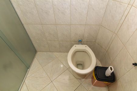 Casa à venda com 150m², 2 quartos e 2 vagas Casa à venda com 150m², 2 quartos e 2 vagasBanheiro 2