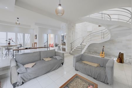 Sala de casa de condomínio para alugar com 8 quartos, 570m² em Pqe Res Aquarius, São José dos Campos