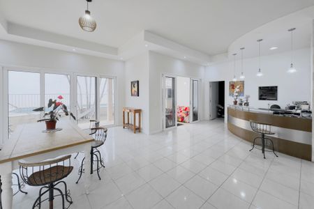 Sala de casa de condomínio para alugar com 8 quartos, 570m² em Pqe Res Aquarius, São José dos Campos