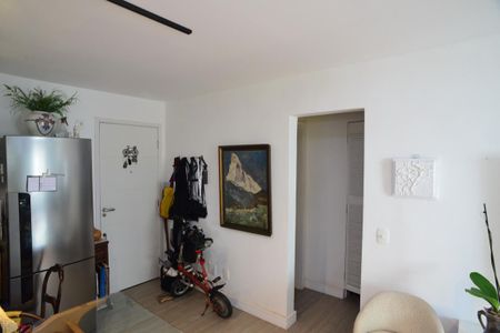 Sala de apartamento para alugar com 1 quarto, 65m² em Barra da Tijuca, Rio de Janeiro