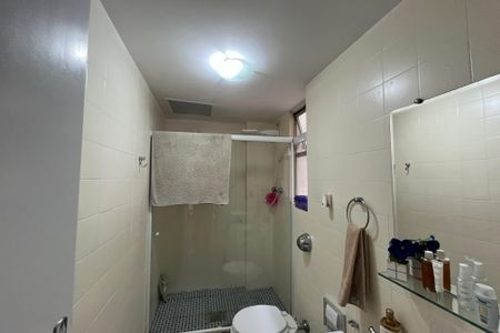Banheiro de apartamento à venda com 1 quarto, 60m² em Tauá, Rio de Janeiro