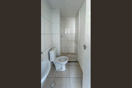 Apartamento para alugar com 3m², 2 quartos e sem vaga Apartamento para alugar com 3m², 2 quartos e sem vagaBanheiro