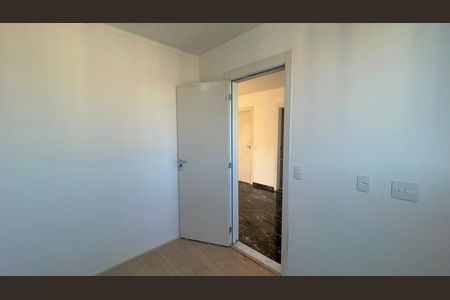 Apartamento para alugar com 3m², 2 quartos e sem vaga Apartamento para alugar com 3m², 2 quartos e sem vagaQuarto 2