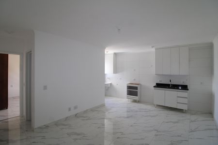 Sala / Cozinha de apartamento para alugar com 1 quarto, 38m² em Parque Peruche, São Paulo