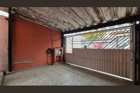 Casa à venda com 80m², 2 quartos e 2 vagasGaragem